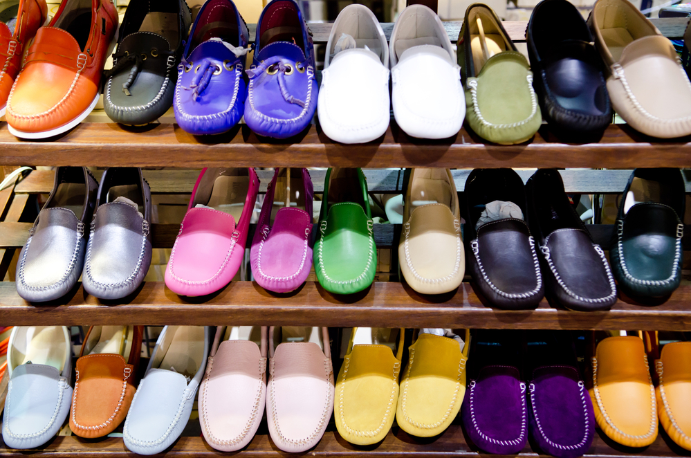 What Types of Shoes Should You Wear to Avoid Foot Pain? - Island Foot ...