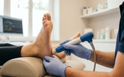 The Mystery of Kelowna’s “Shockwave Success”: Why Local Clinics Solve Foot Pain Faster